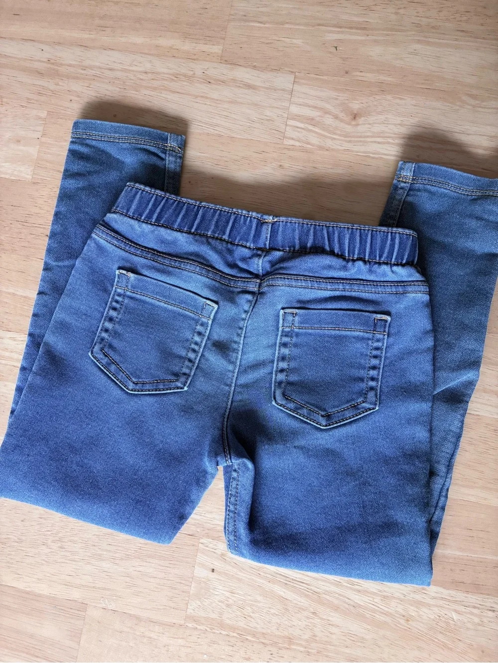 Five Pairs of Toddler Girl 4T Blue Denim Jeans - Dark, Medium and Light Wash